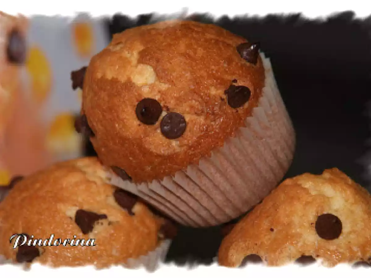 MAGDALENAS CON PEPITAS DE CHOCOLATE