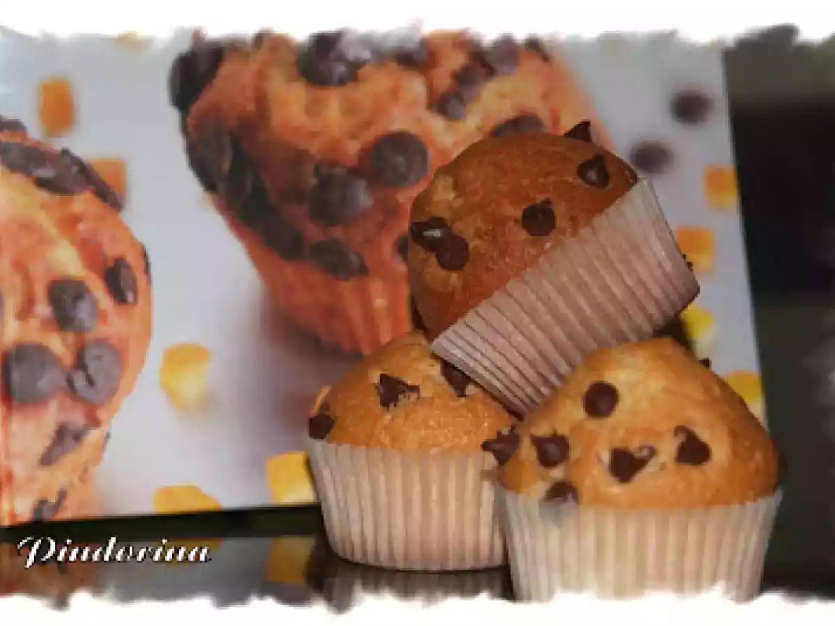 MAGDALENAS CON PEPITAS DE CHOCOLATE - foto 2