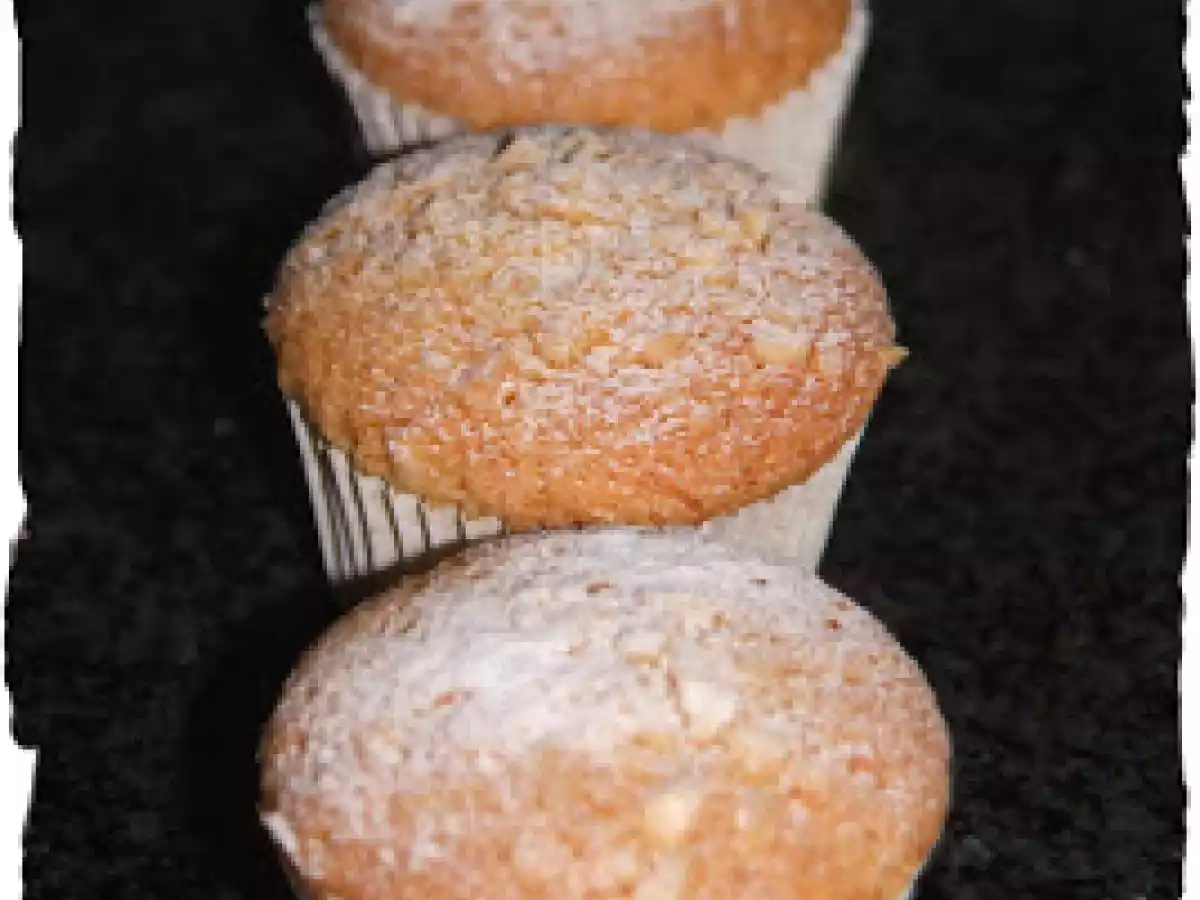 Magdalenas con praliné de avellanas y almendras