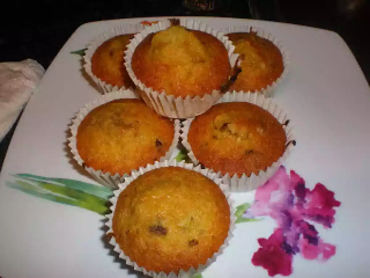 MAGDALENAS DE CALABAZA, CHOCOLATE Y NUEZ