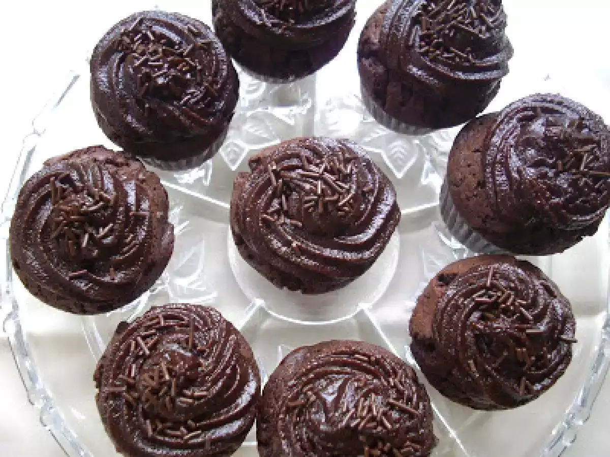 Magdalenas de Chocolate con Ganache de Chocolate - foto 2