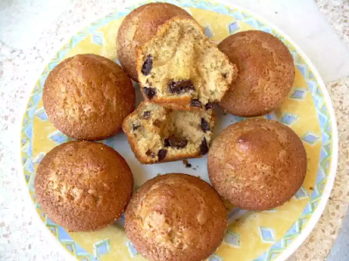 Magdalenas de espelta con chocolate