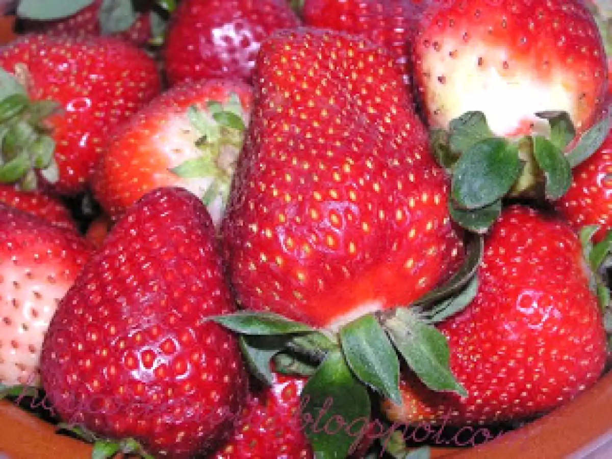 Magdalenas de fresas con nata - foto 2