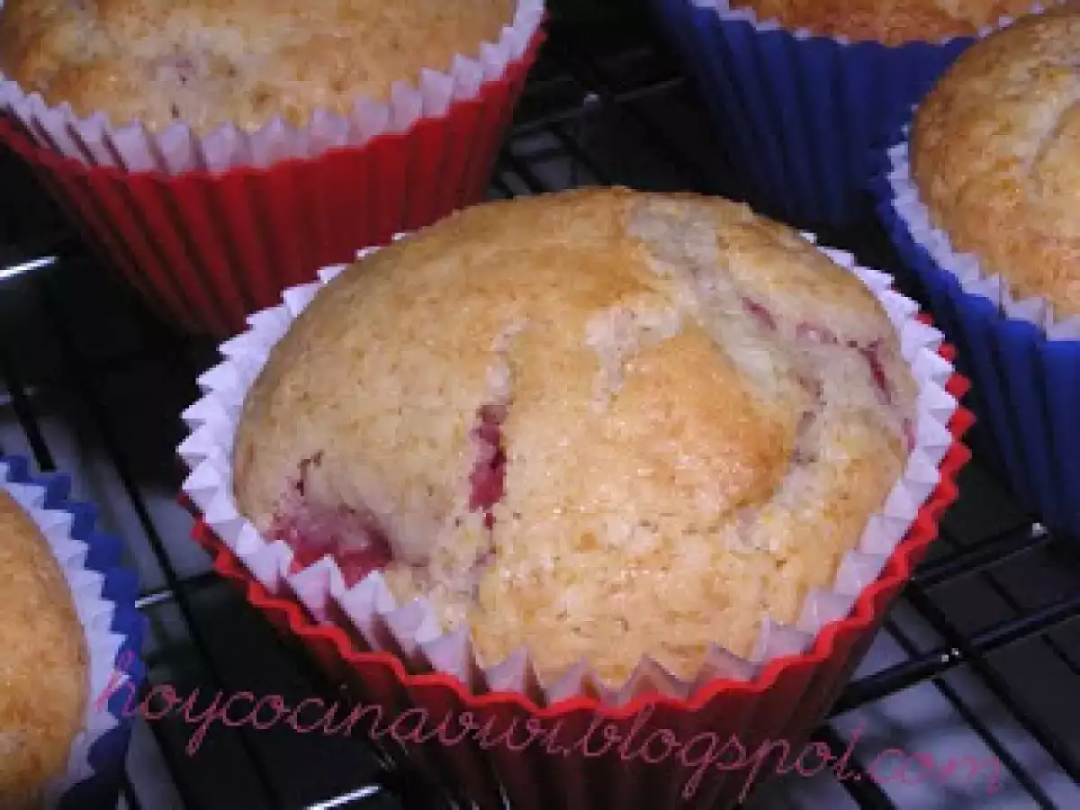 Magdalenas de fresas con nata - foto 5