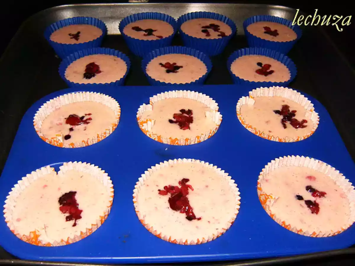 Magdalenas de frutos rojos - foto 10