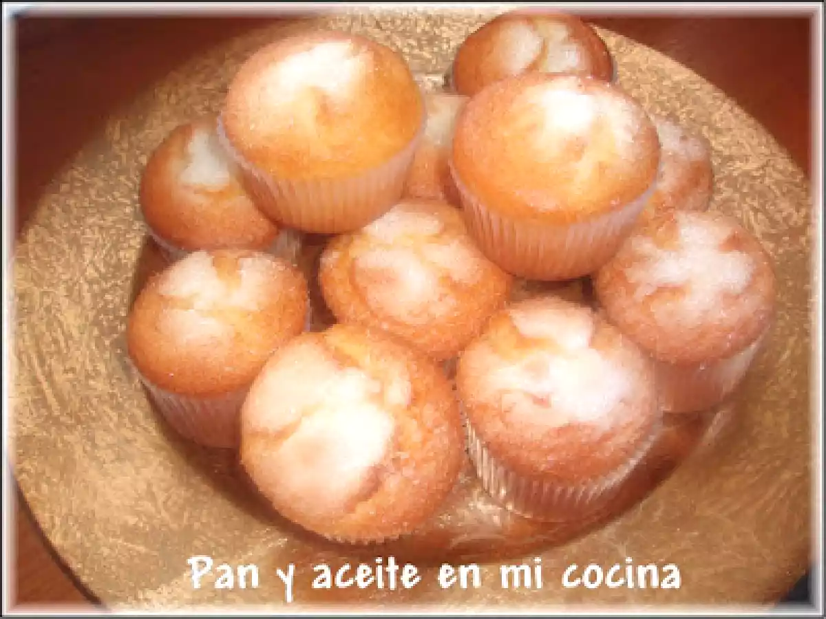 MAGDALENAS DE NATA (THERMOMIX)