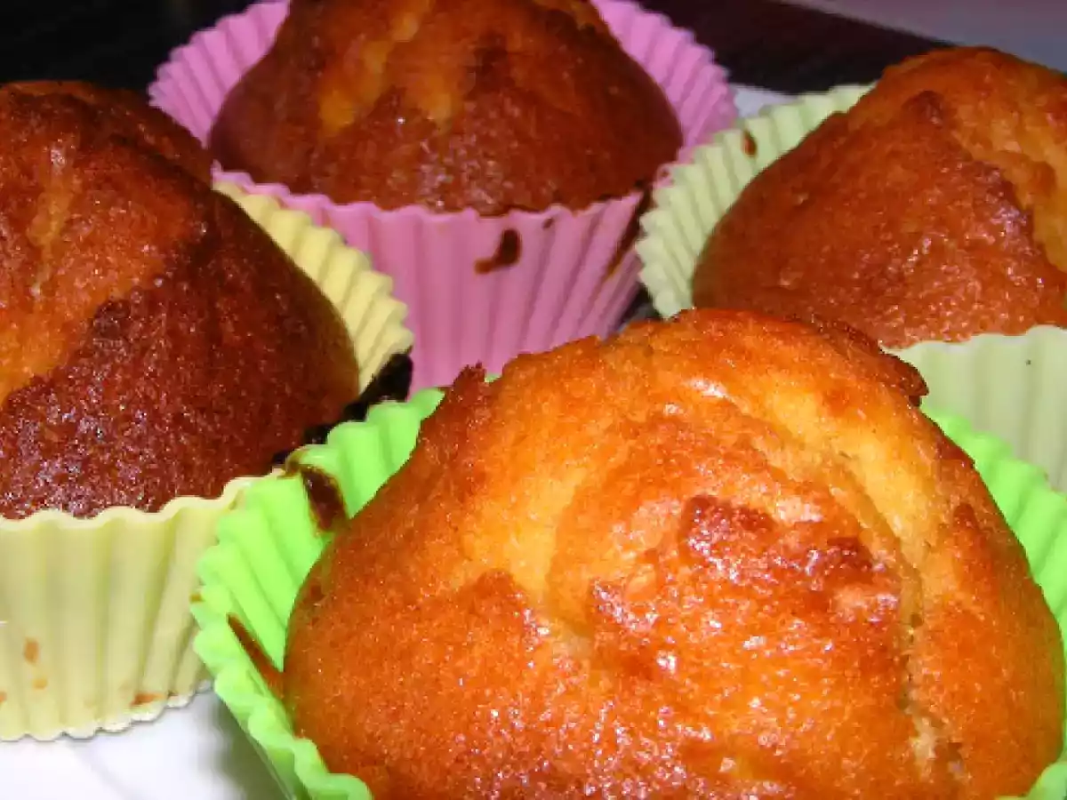 MAGDALENAS DE YOGUR Y MIEL (RECETA XAVIER BARRIGA