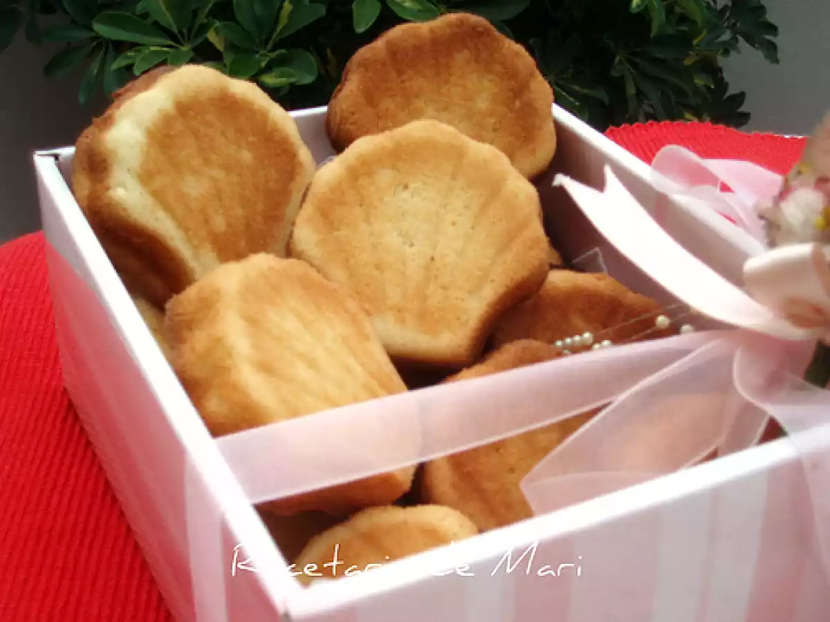 Magdalenas francesas (madeleines)