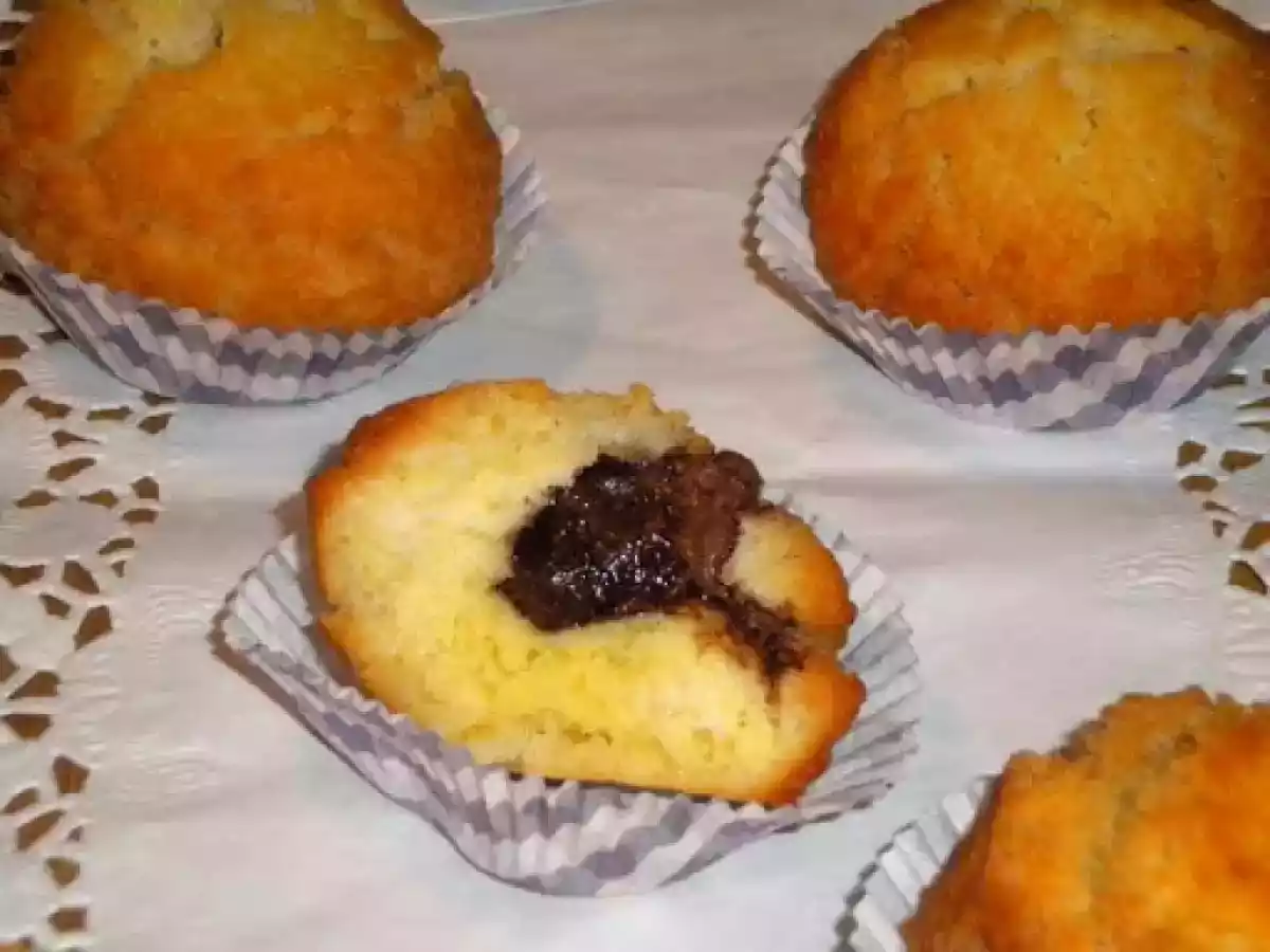 Magdalenas fritas rellenas de Nutella - foto 17