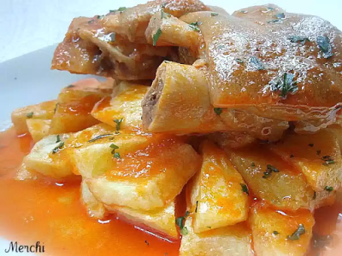 Manitas de cerdo en salsa - foto 4