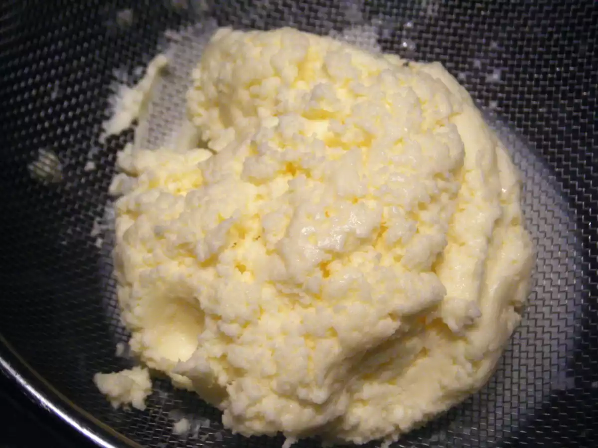 Mantequilla con sal de petalos de rosa - foto 2