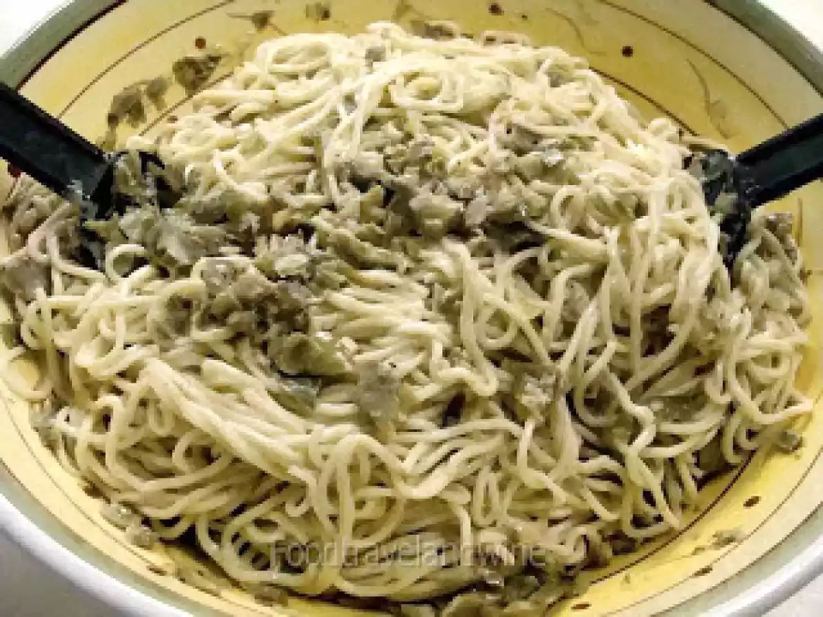 Mas alcachofas.....ravioles de alcachofas....y salsa de alcachofas para los fideos - foto 3