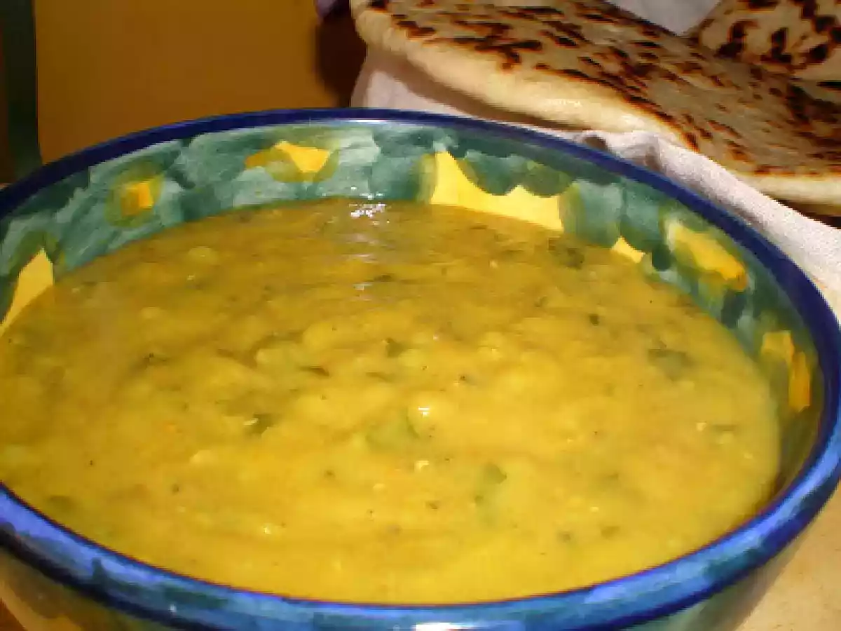 Masoor dal, plato indio de lentejas naranjas