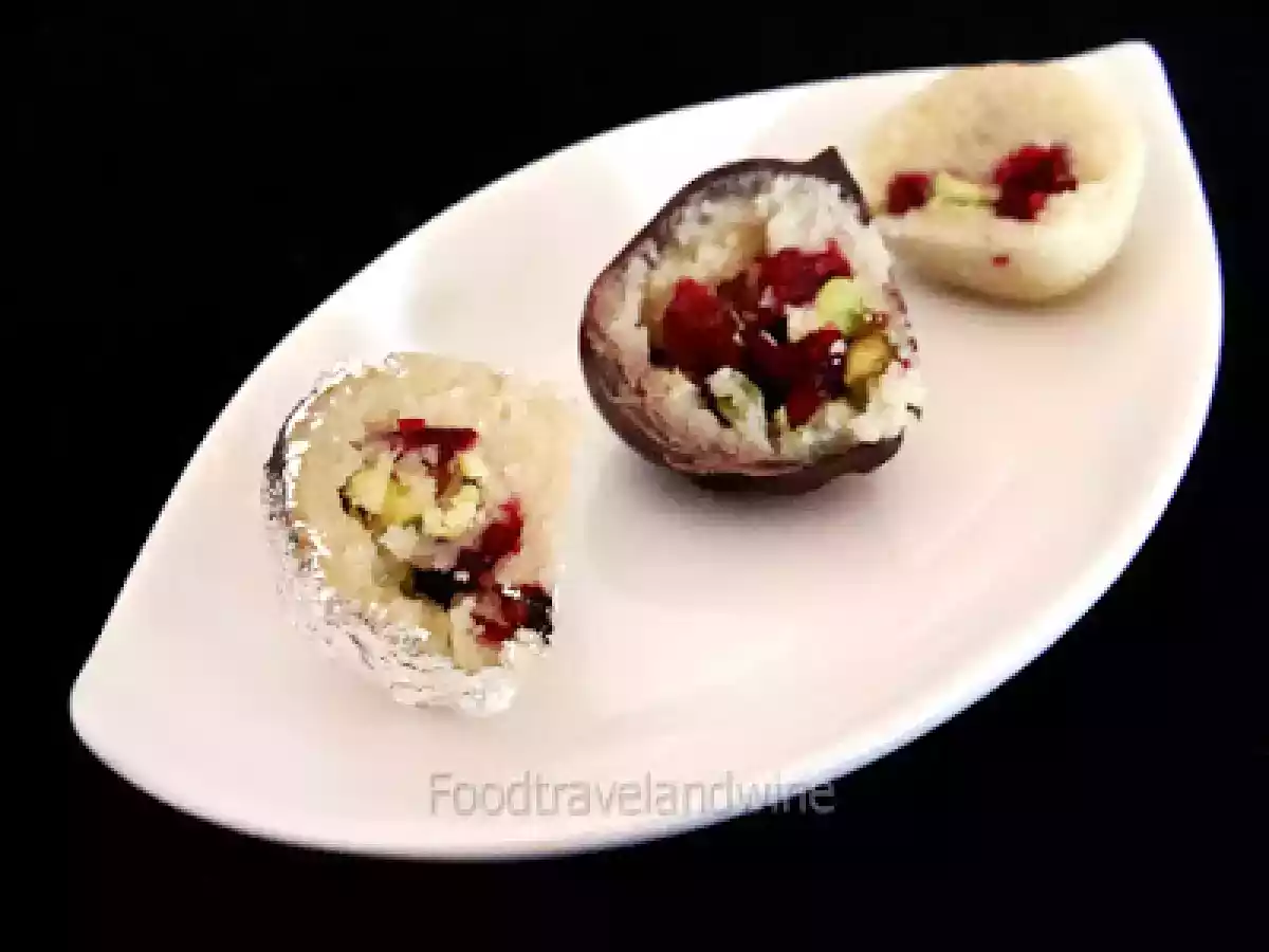 Mazapanes de Navidad con Coberturas de Plata y Chocolate...........