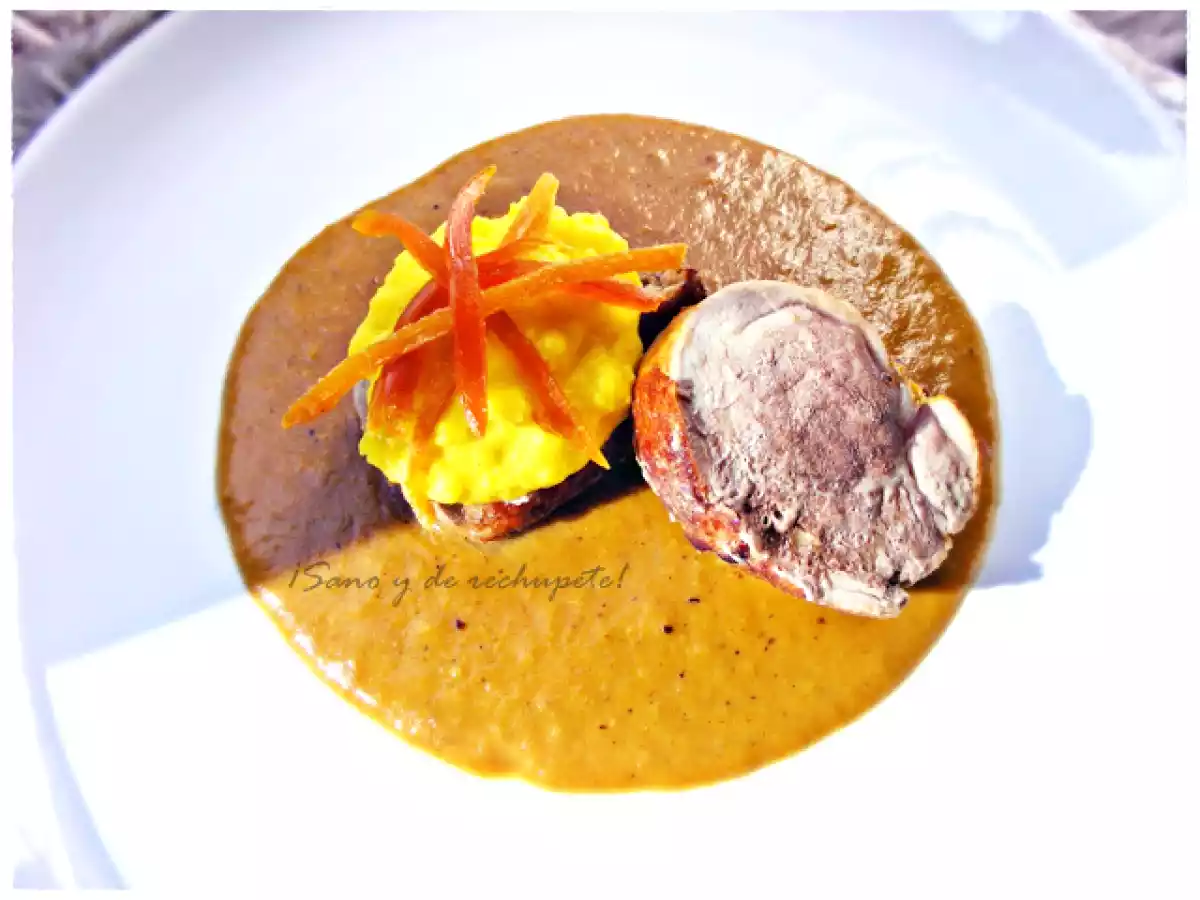 Medallones de solomillo de cerdo sobre crema de curry-mango y puré de papas a la cúrcuma - foto 3