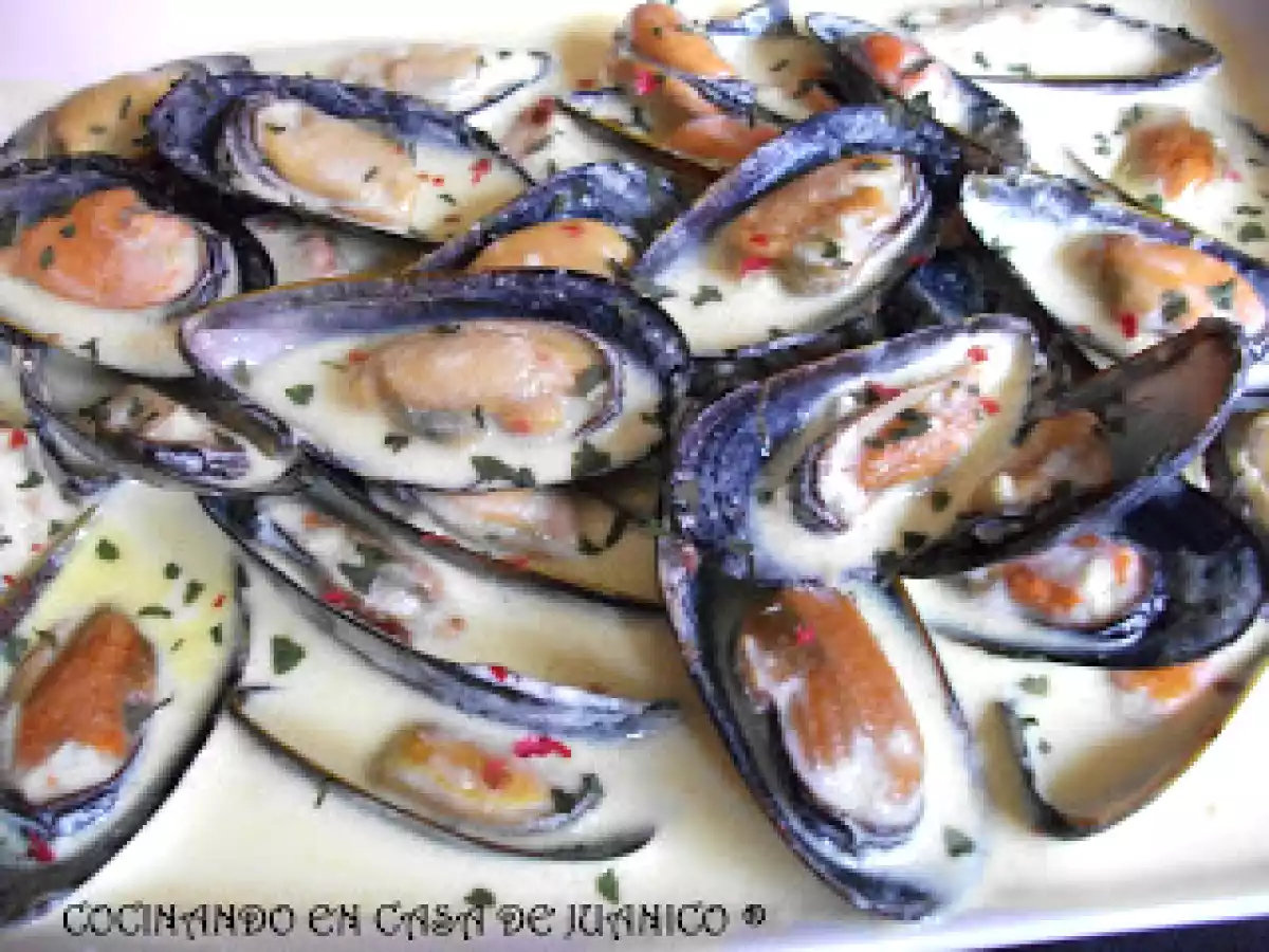 Mejillones con nata
