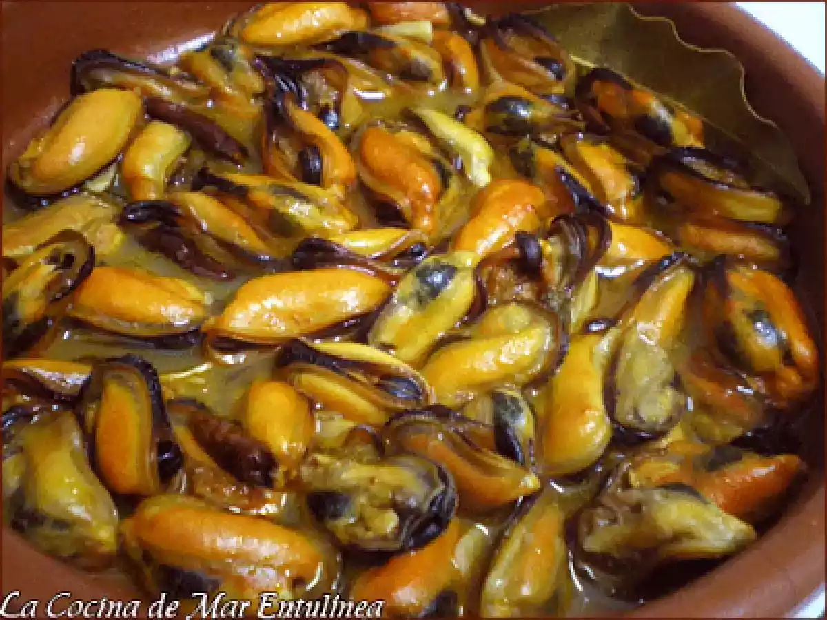 Mejillones en escabeche picantes