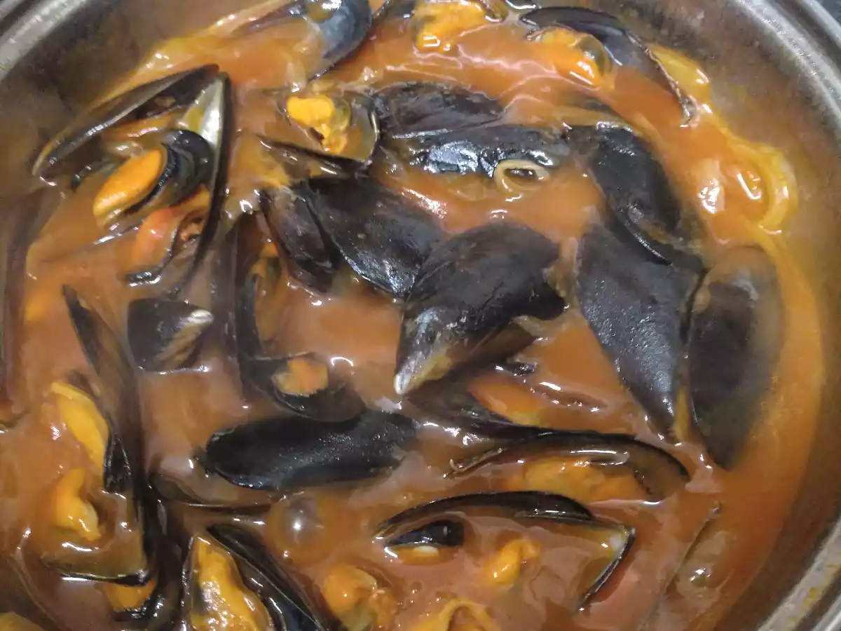 Mejillones en salsa de tomate - foto 4