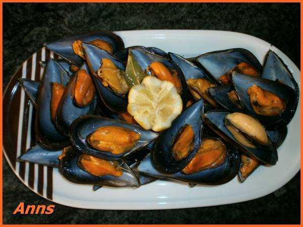 Mejillones salteados