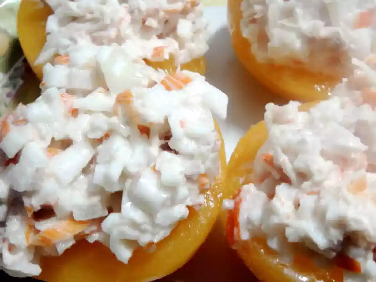 Melocotones rellenos salados