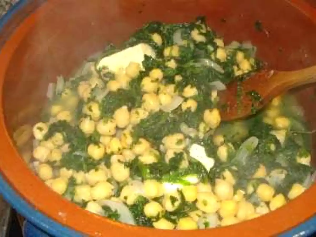 Menestra de garbanzos y espinacas - foto 2