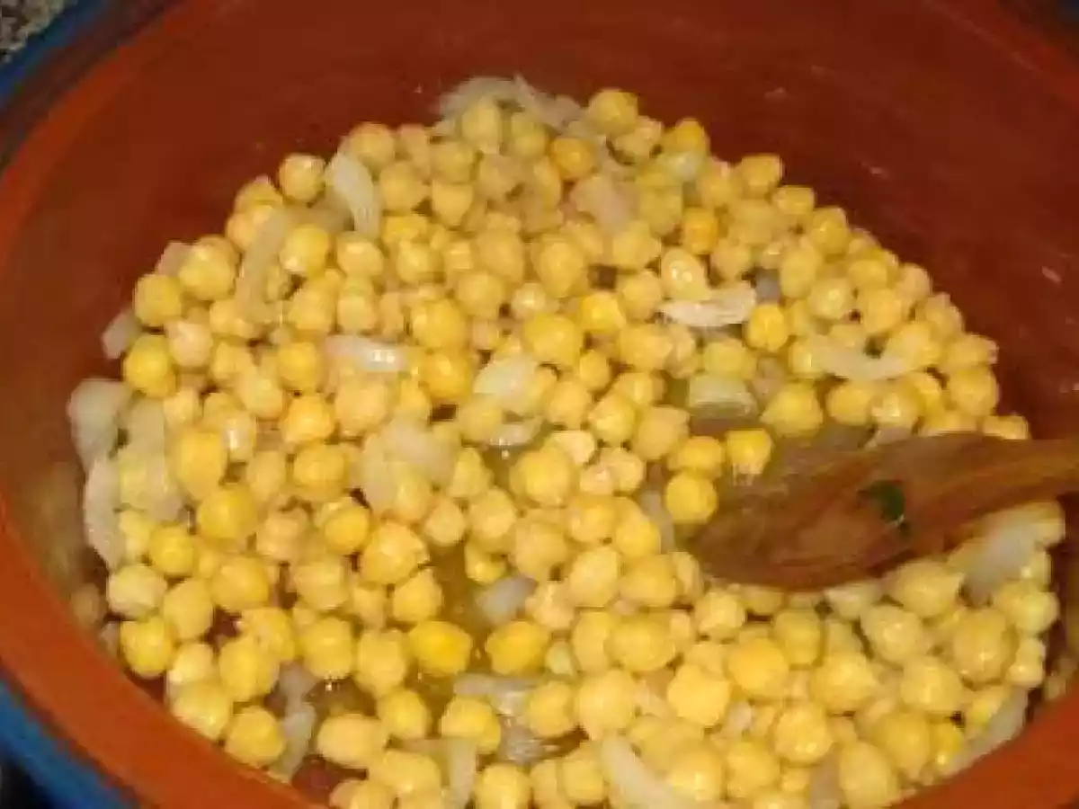 Menestra de garbanzos y espinacas - foto 3