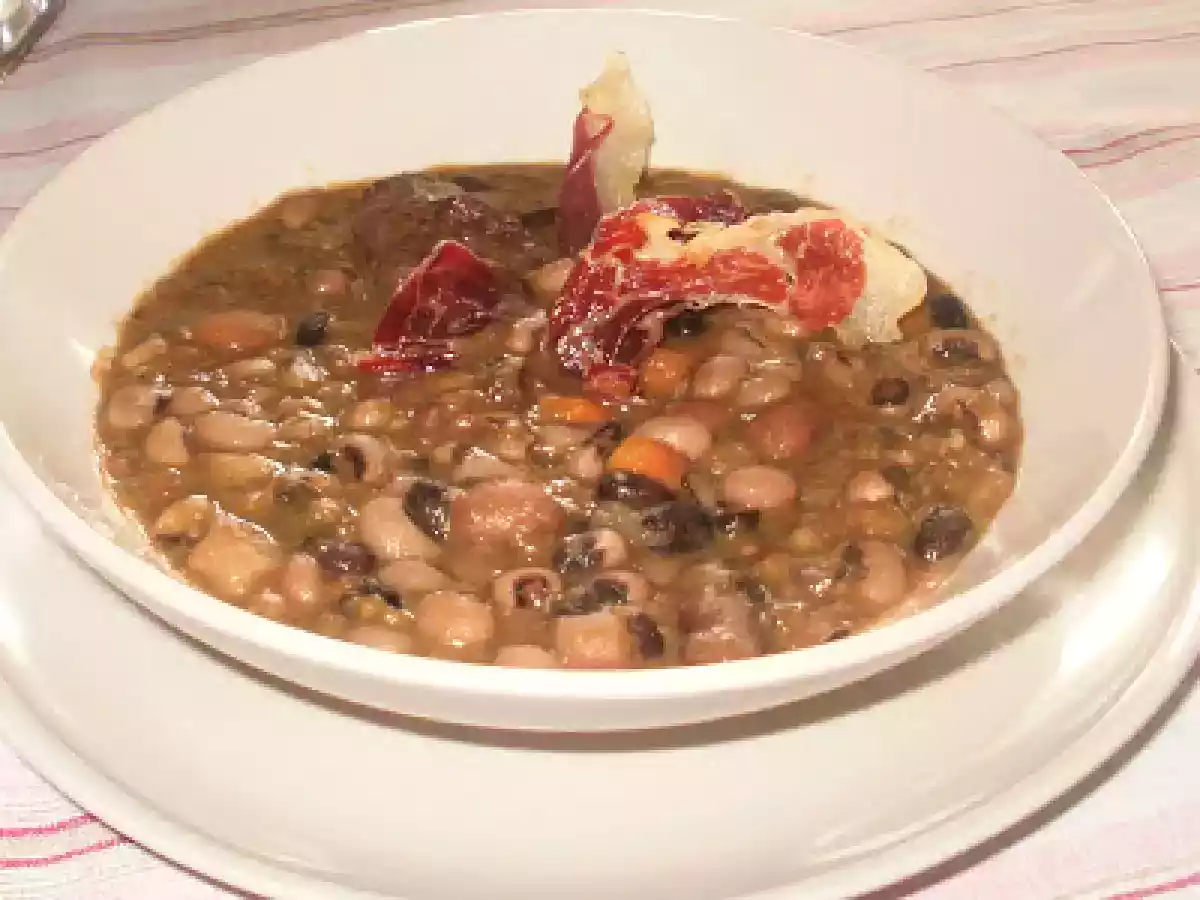 Menestra de legumbres con ibérico - foto 6