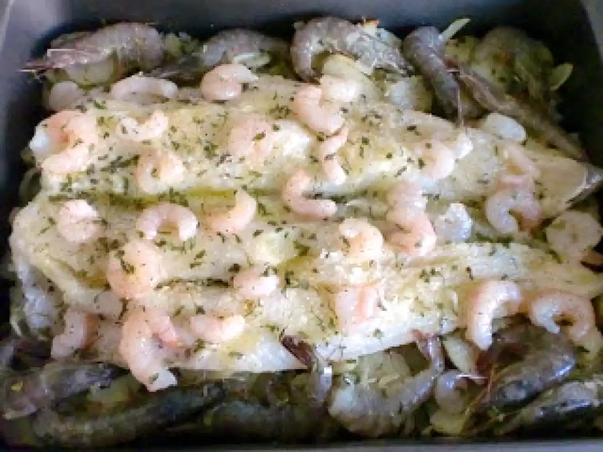 Merluza al horno con langostinos - foto 4