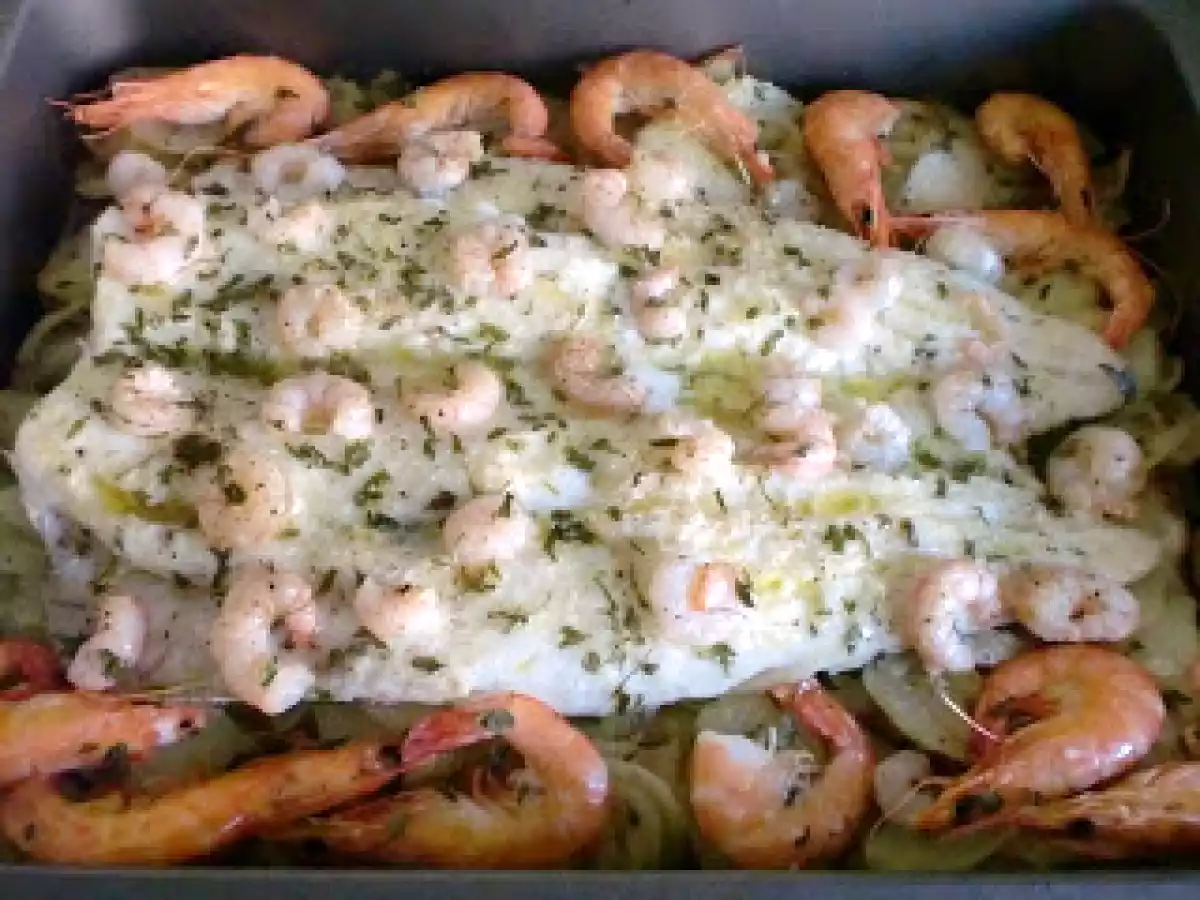 Merluza al horno con langostinos - foto 5