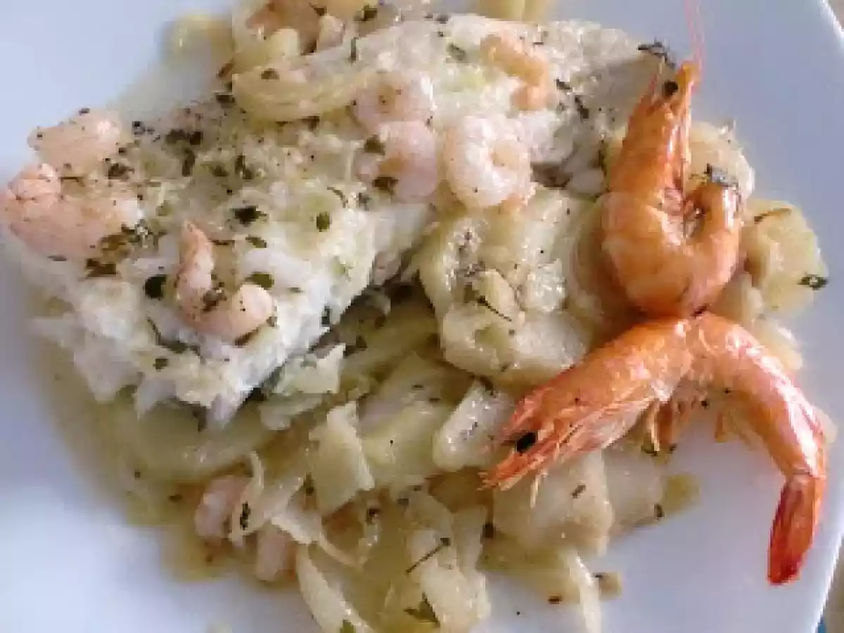 Merluza al horno con langostinos - foto 9