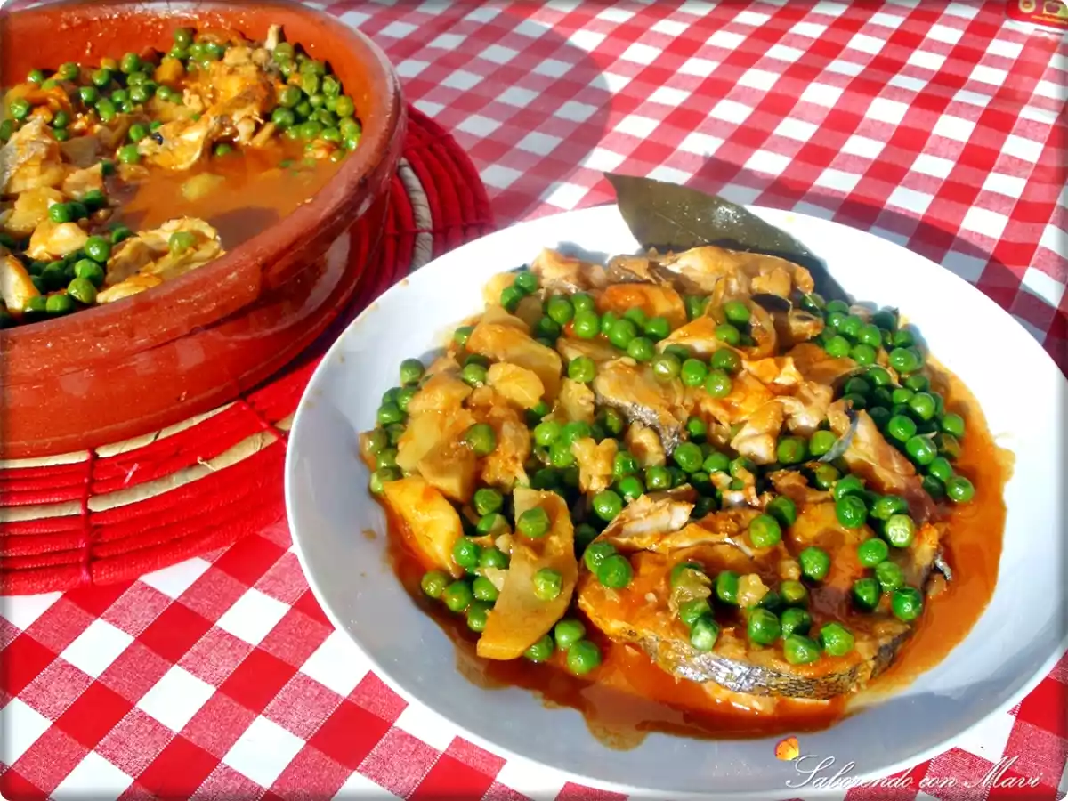 Merluza en cazuela a la gallega
