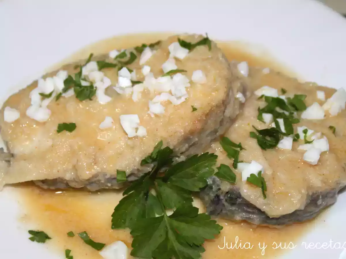 Merluza en salsa de almendras