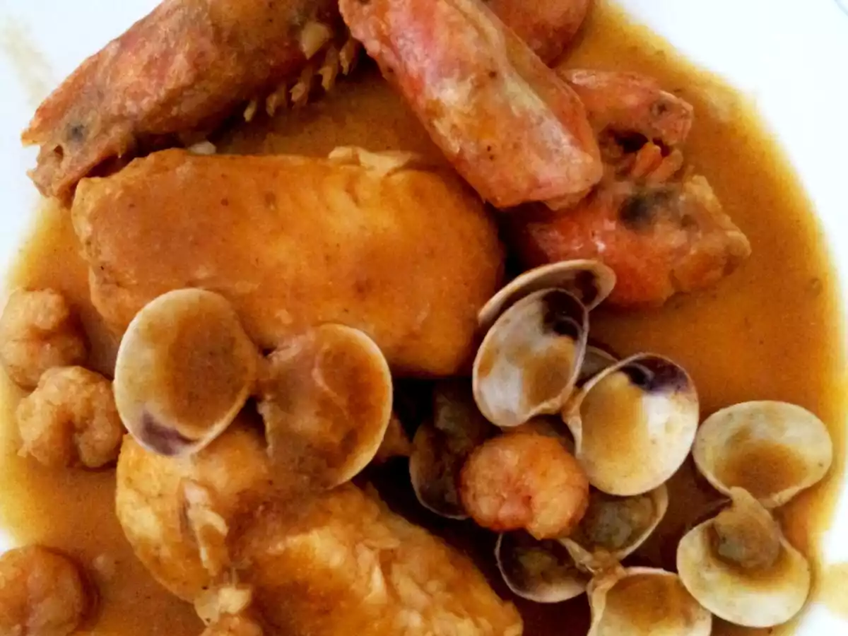 Merluza en salsa de gambas