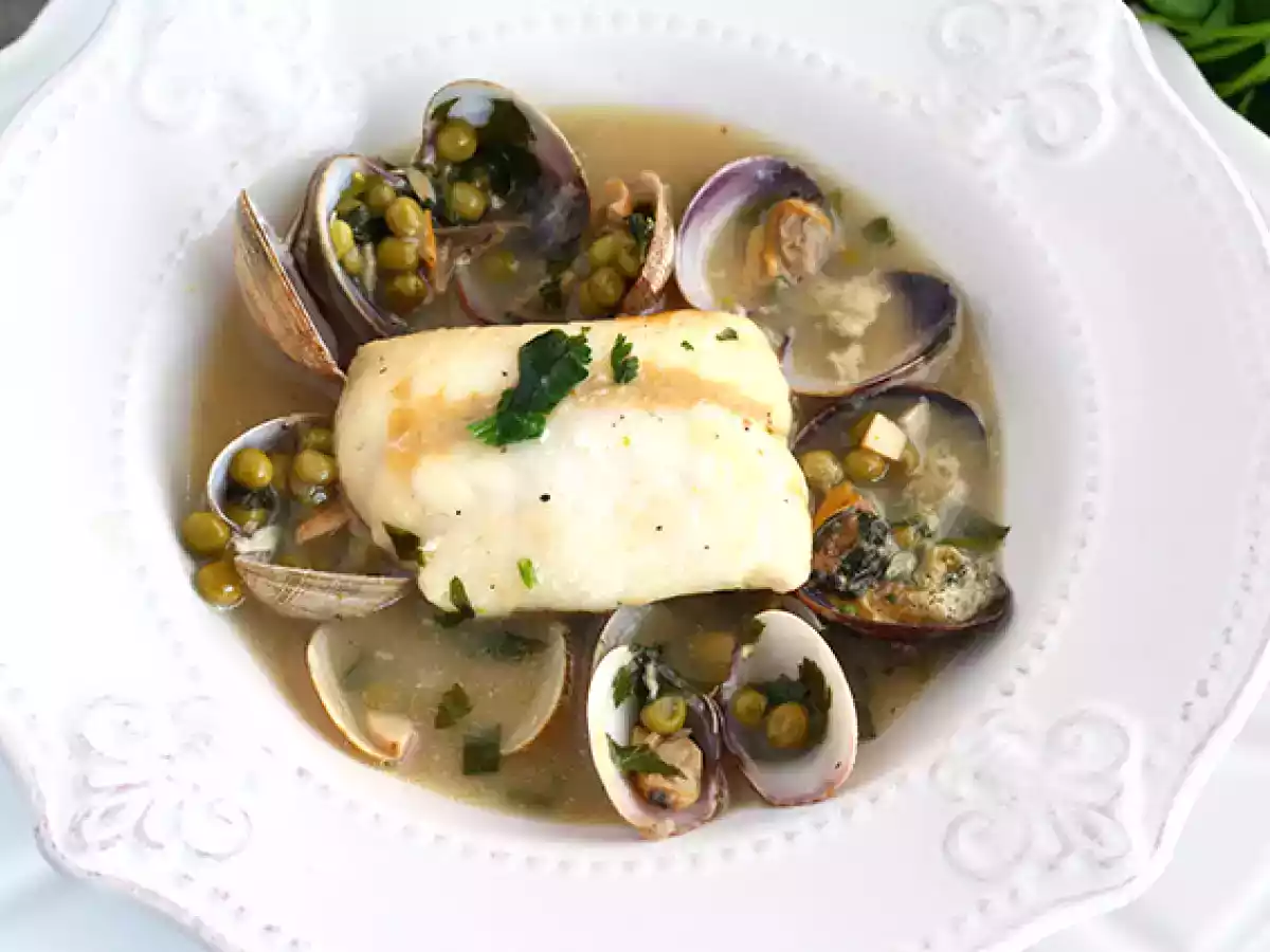 Merluza en salsa verde con almejas muy fácil - foto 2