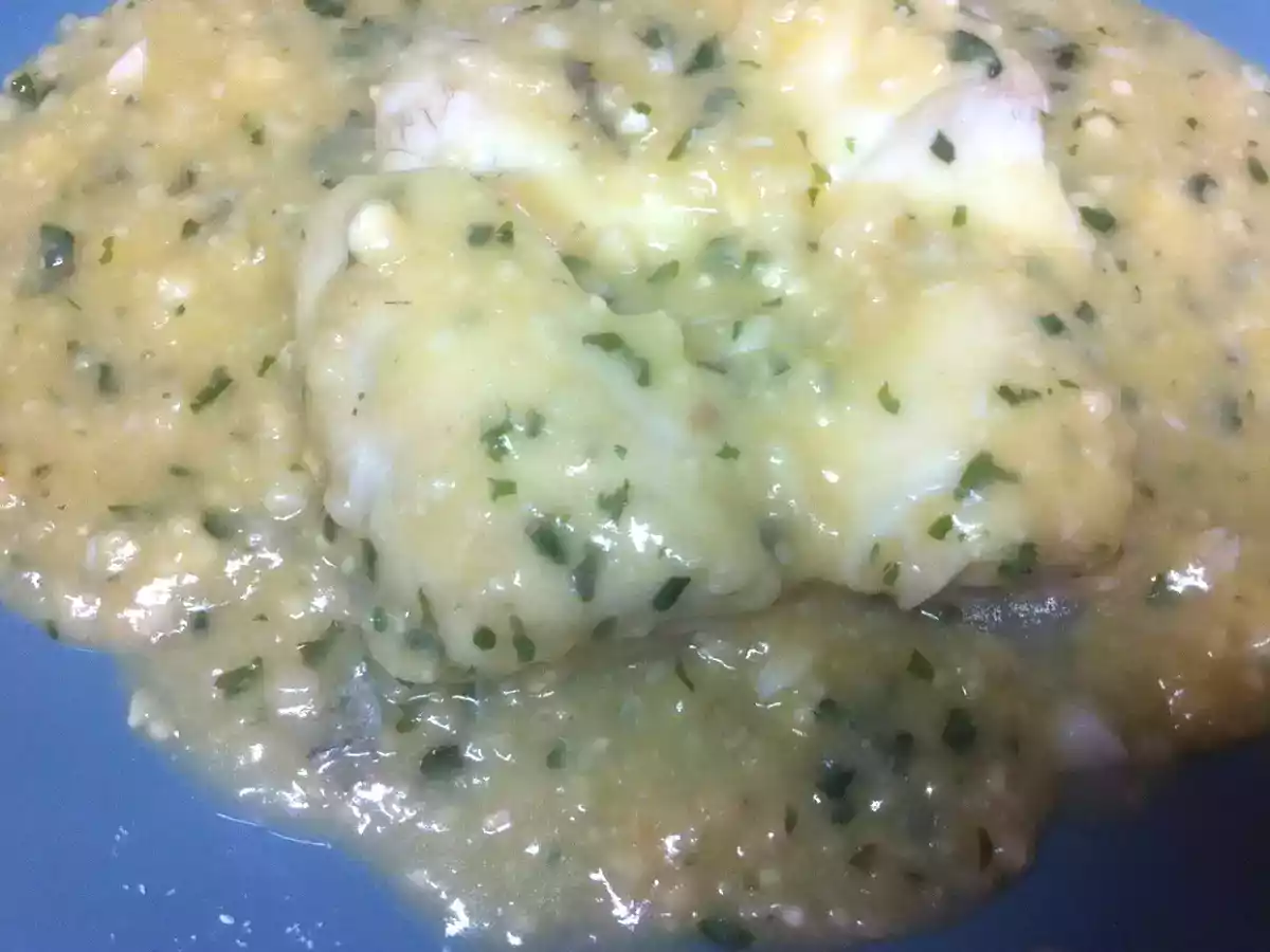 Merluza en salsa verde sin guisantes ni almejas