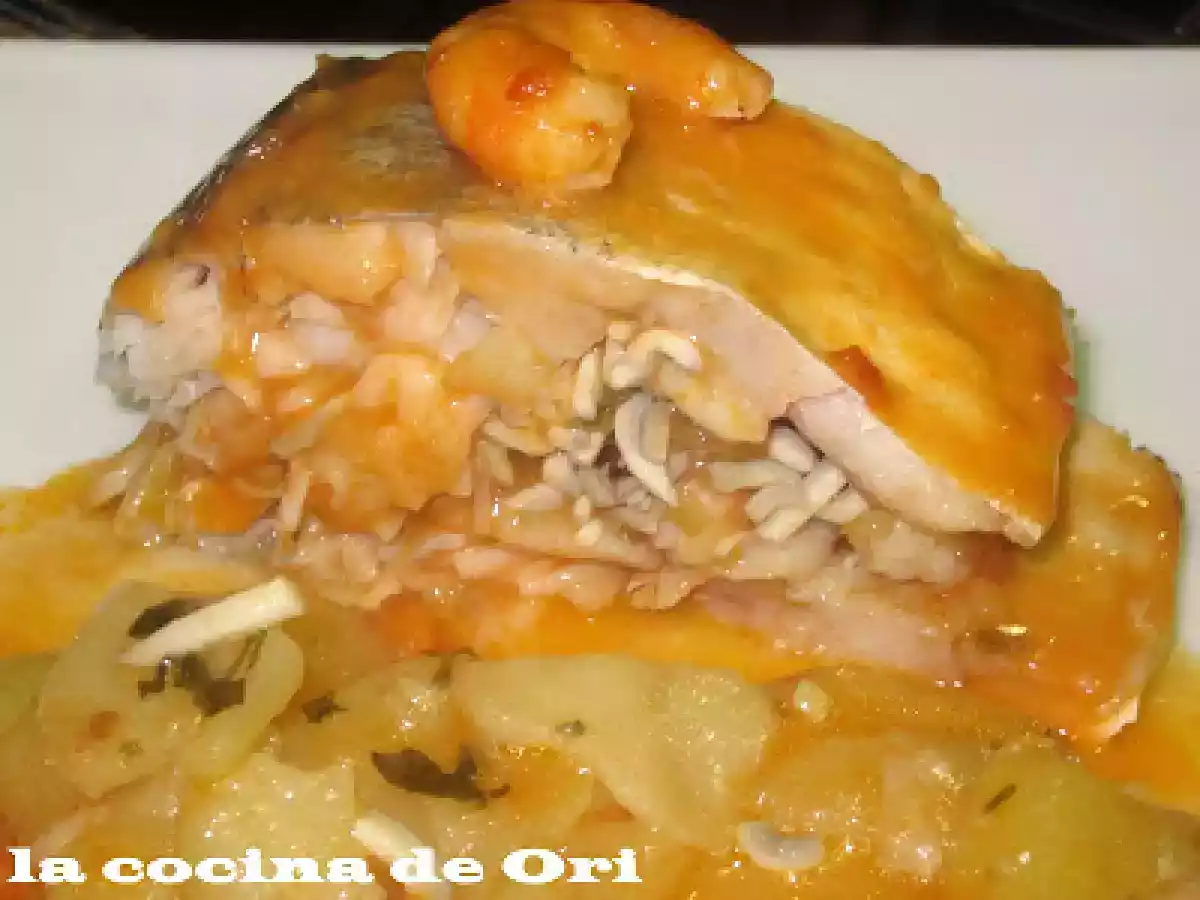 Merluza rellena de gambas y gulas