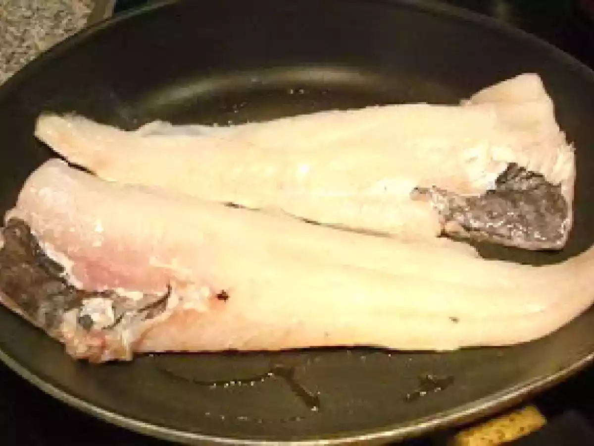 Merluzzo nero e sogliolette alla piastra (Bacalao fresco y acedías a la plancha) - foto 4