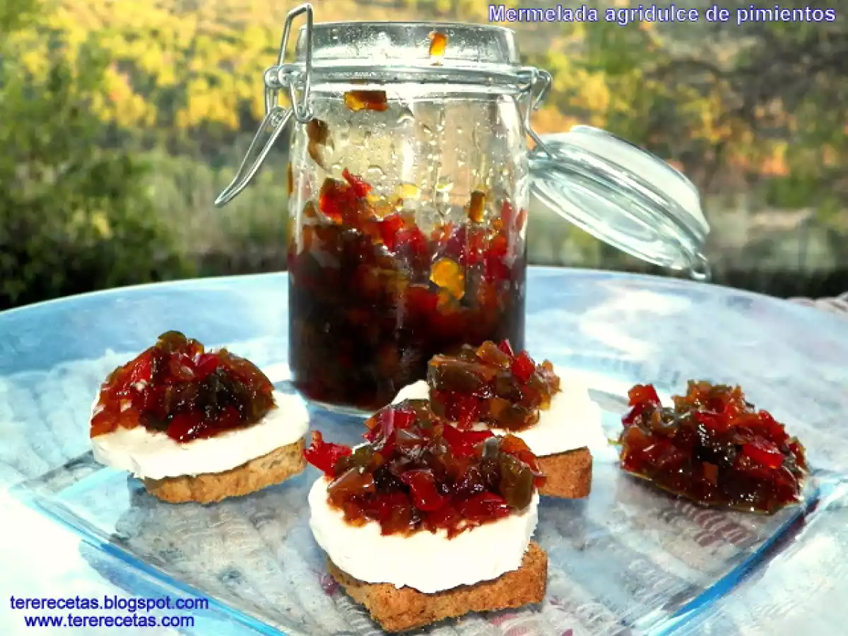 Mermelada agridulce de pimientos.