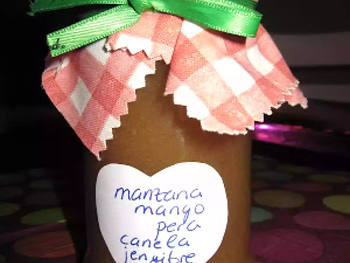 Mermelada de manzana, pera y mango con canela y jengibre