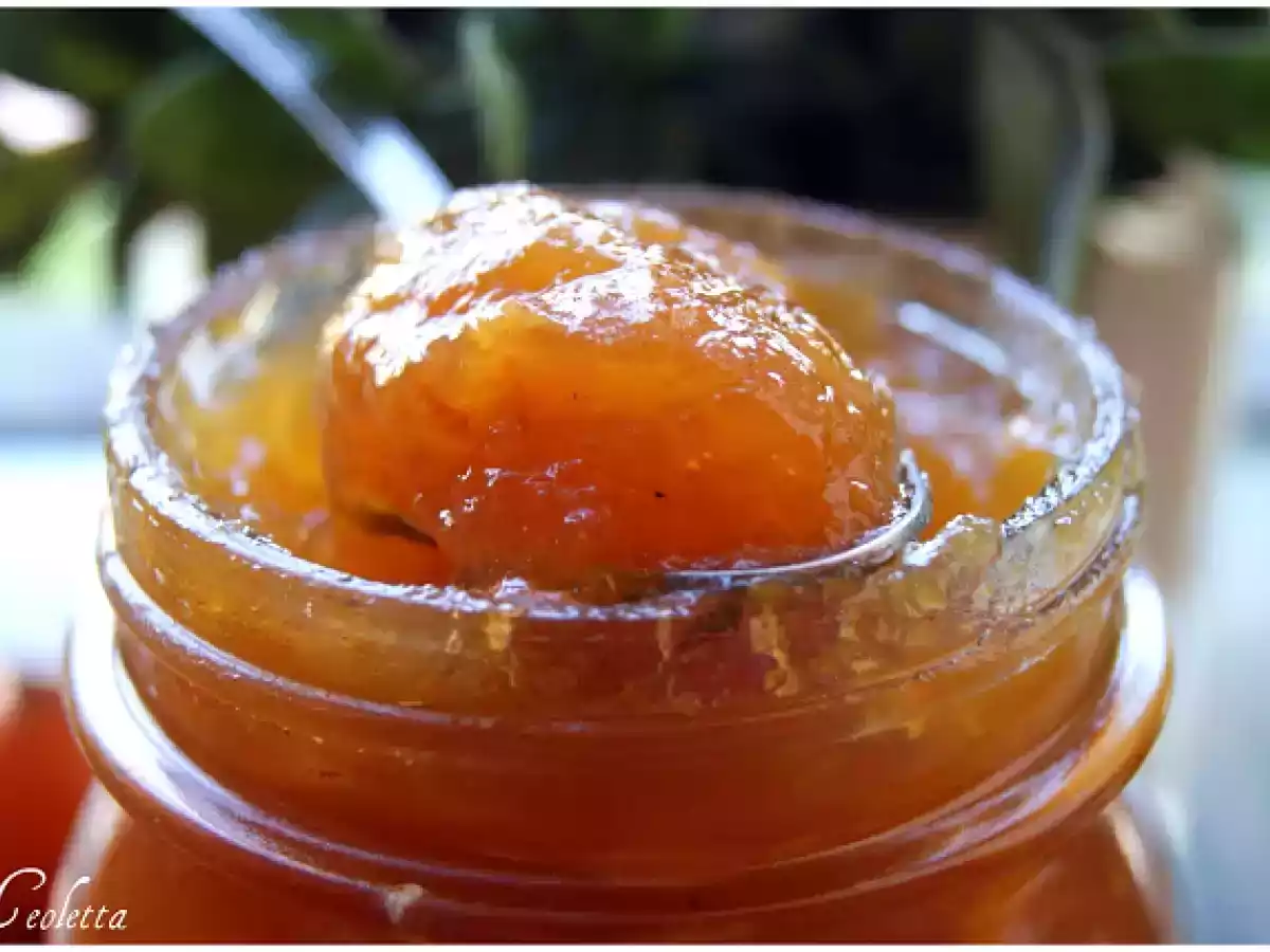 MERMELADA DE NÍSPEROS Y UN TOQUE DE CANELA