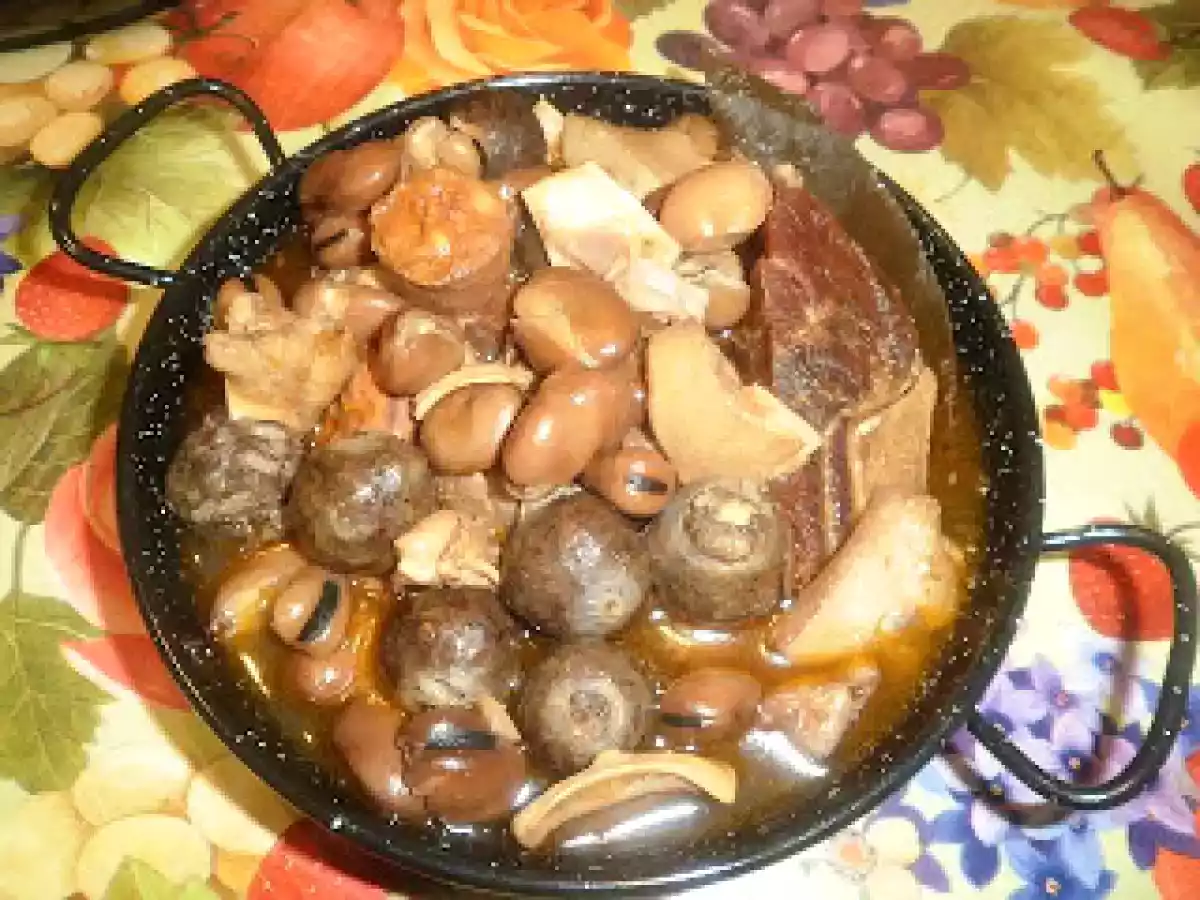 MICHIRONES CON OREJA Y DELICIAS DE MORCILLA FC