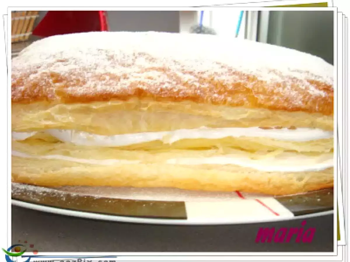 Milhoja de merengue suizo