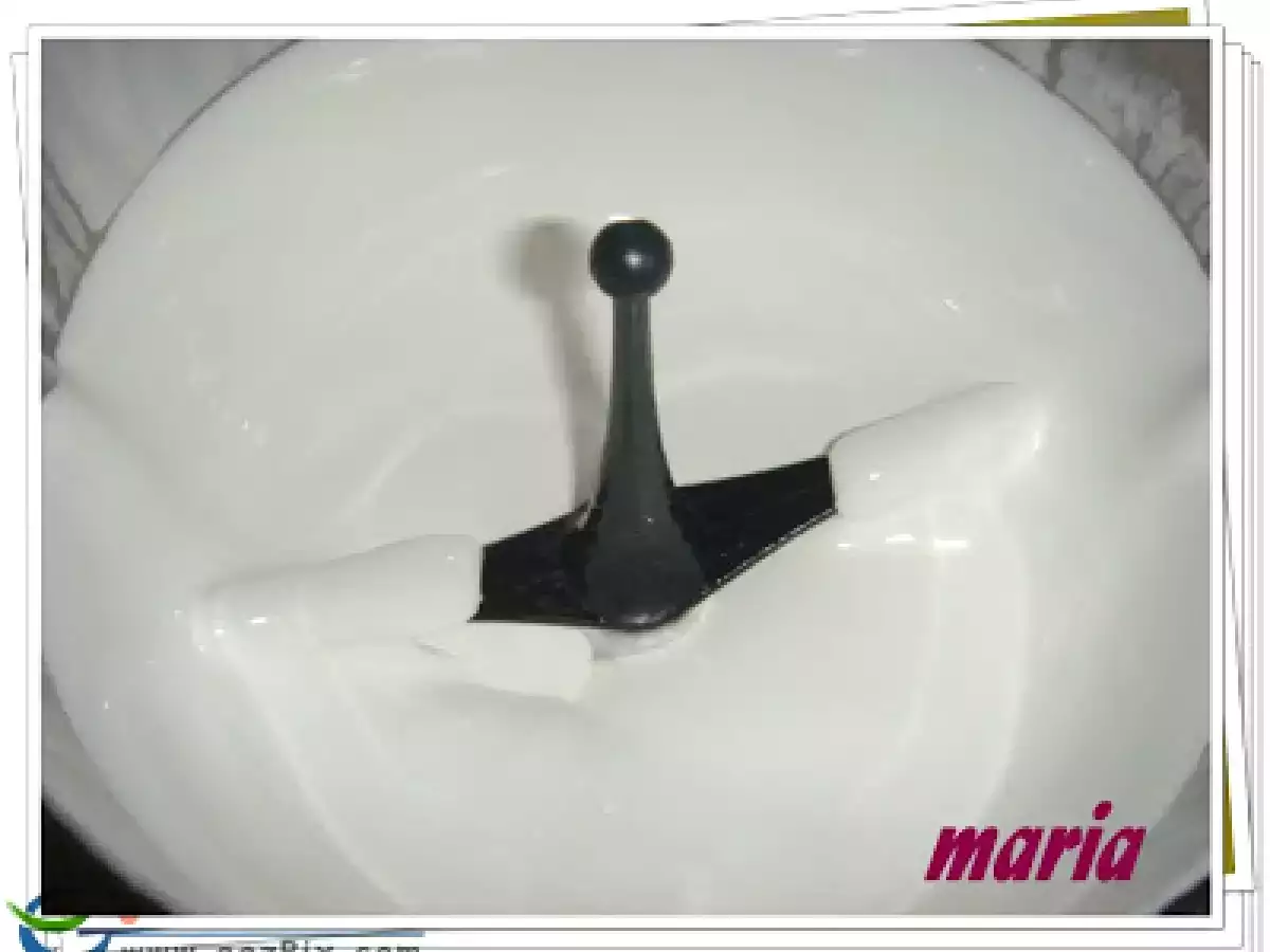 Milhoja de merengue suizo - foto 17