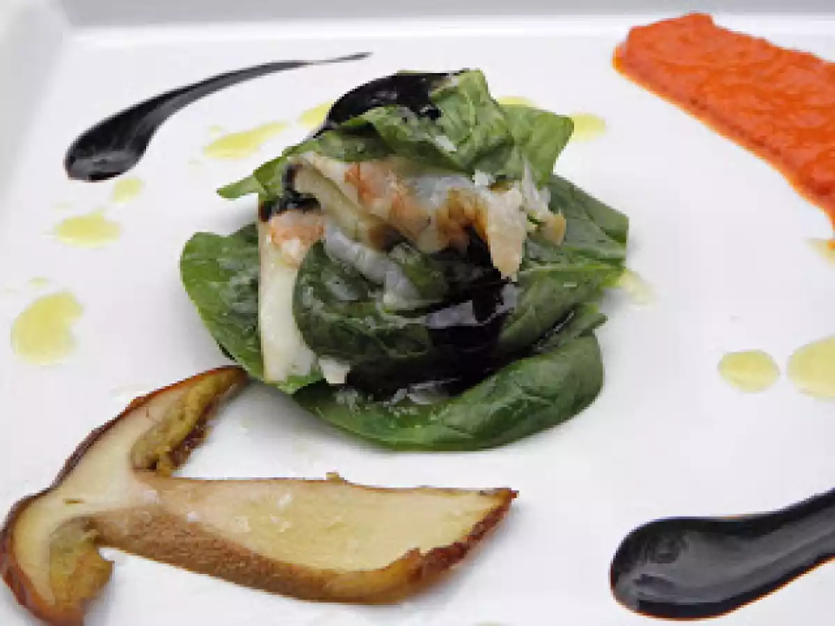 MILHOJAS DE ESPINACAS, EDULIS Y LANGOSTINOS - foto 2