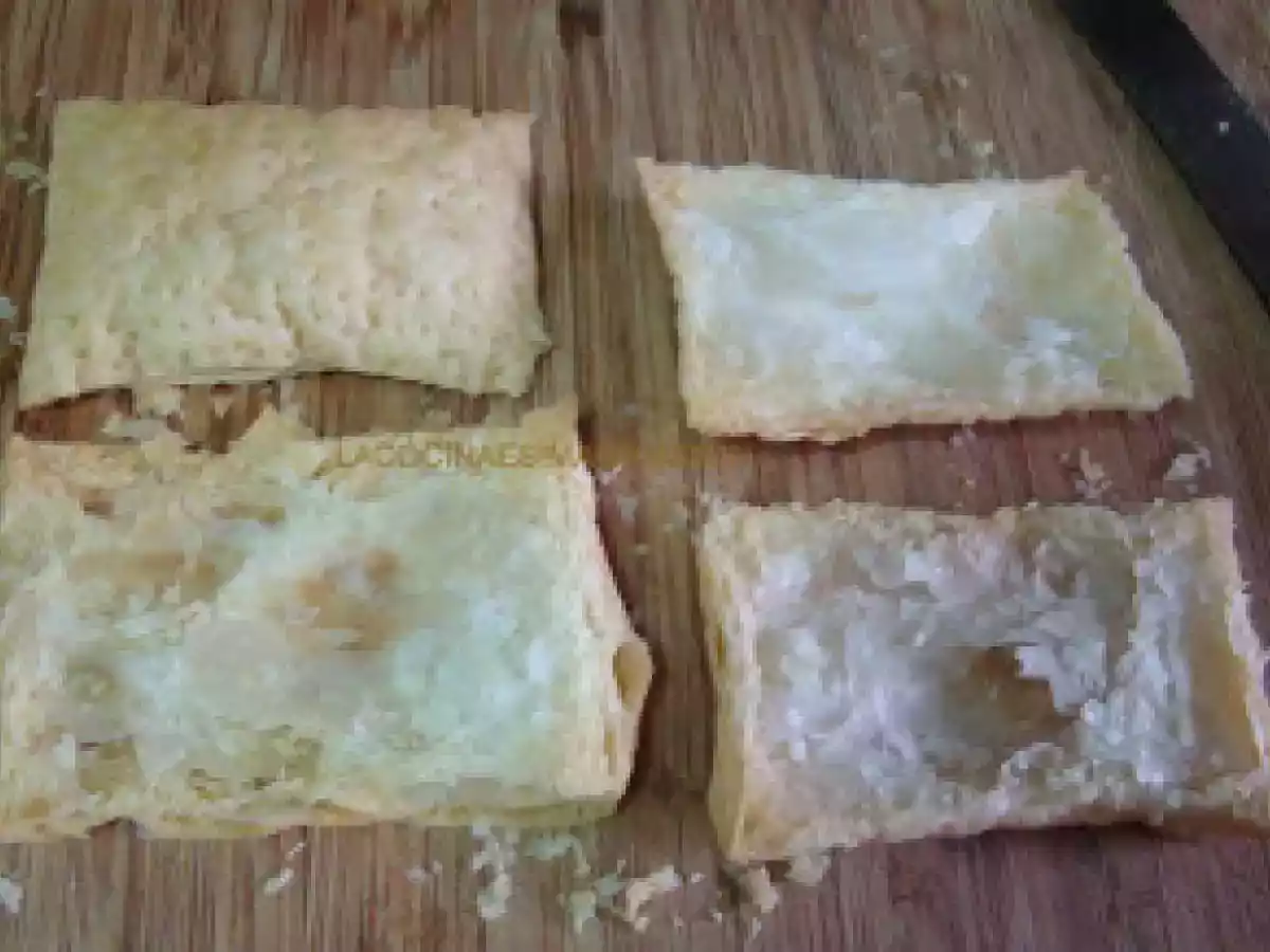 Milhojas de hojaldre con roquefort - foto 2