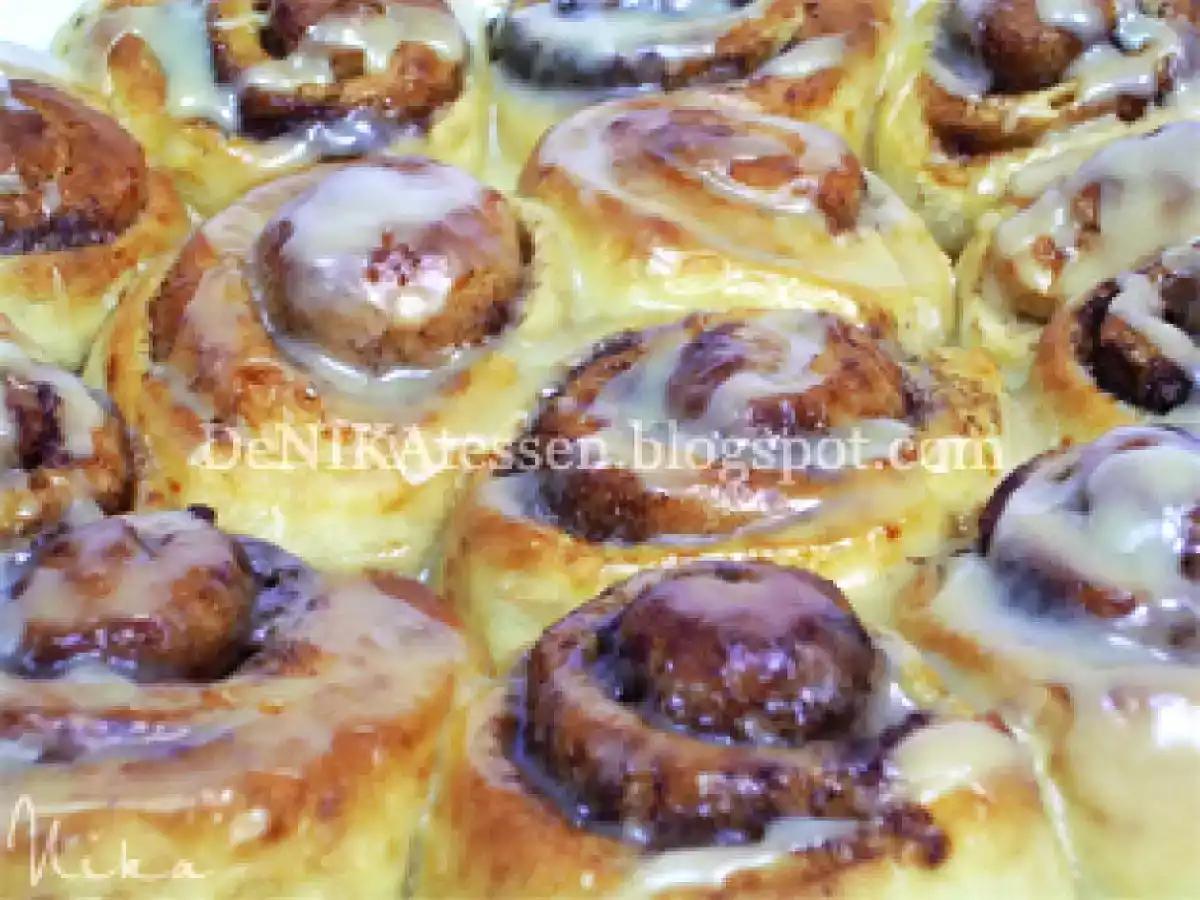 Mini Cinnamon Rolls
