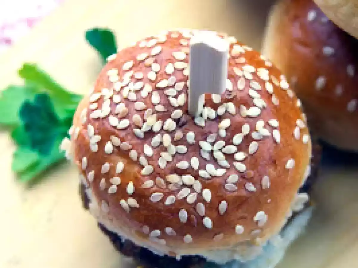 Mini hamburguesas muy jugosas - foto 4