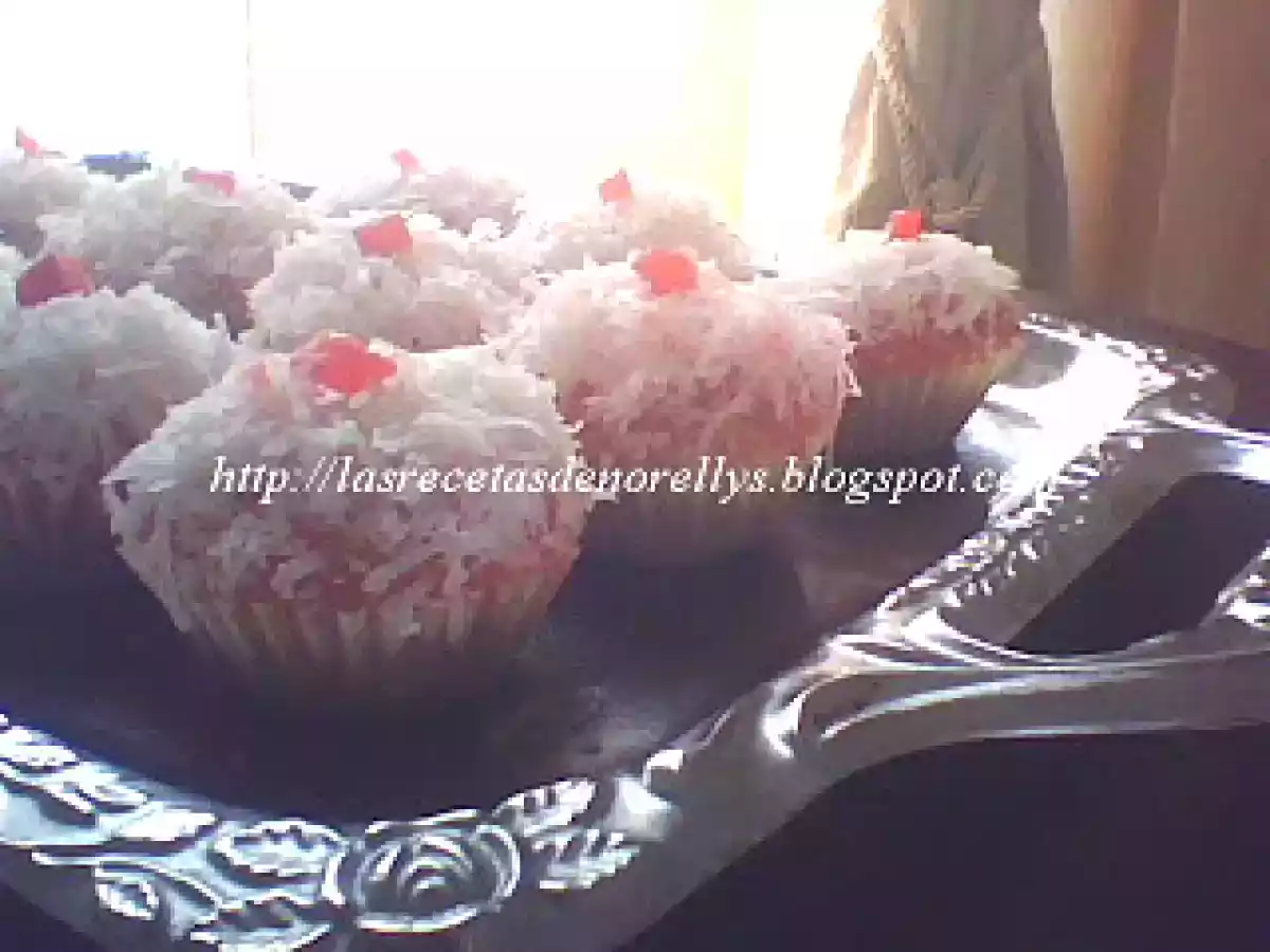 Mini Ponquecitos rellenos con gelatina