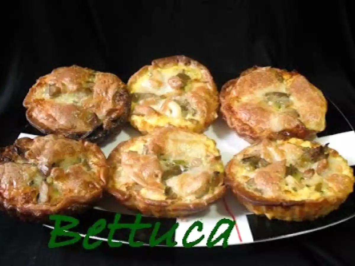 Mini quiches de setas, ajetes y gambas