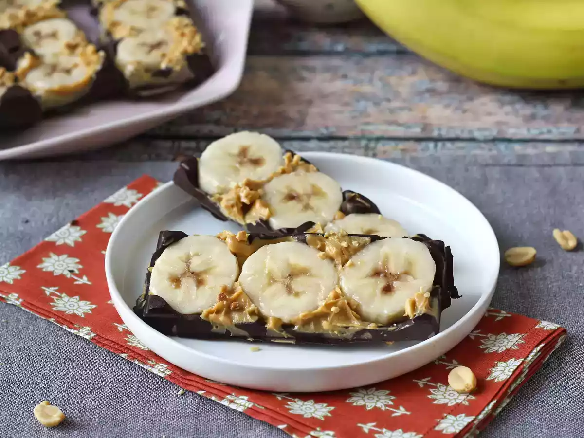 Mini tabletas de chocolate, plátano y crema de cacahuete: un bocado dulce sin azúcar añadido - foto 2